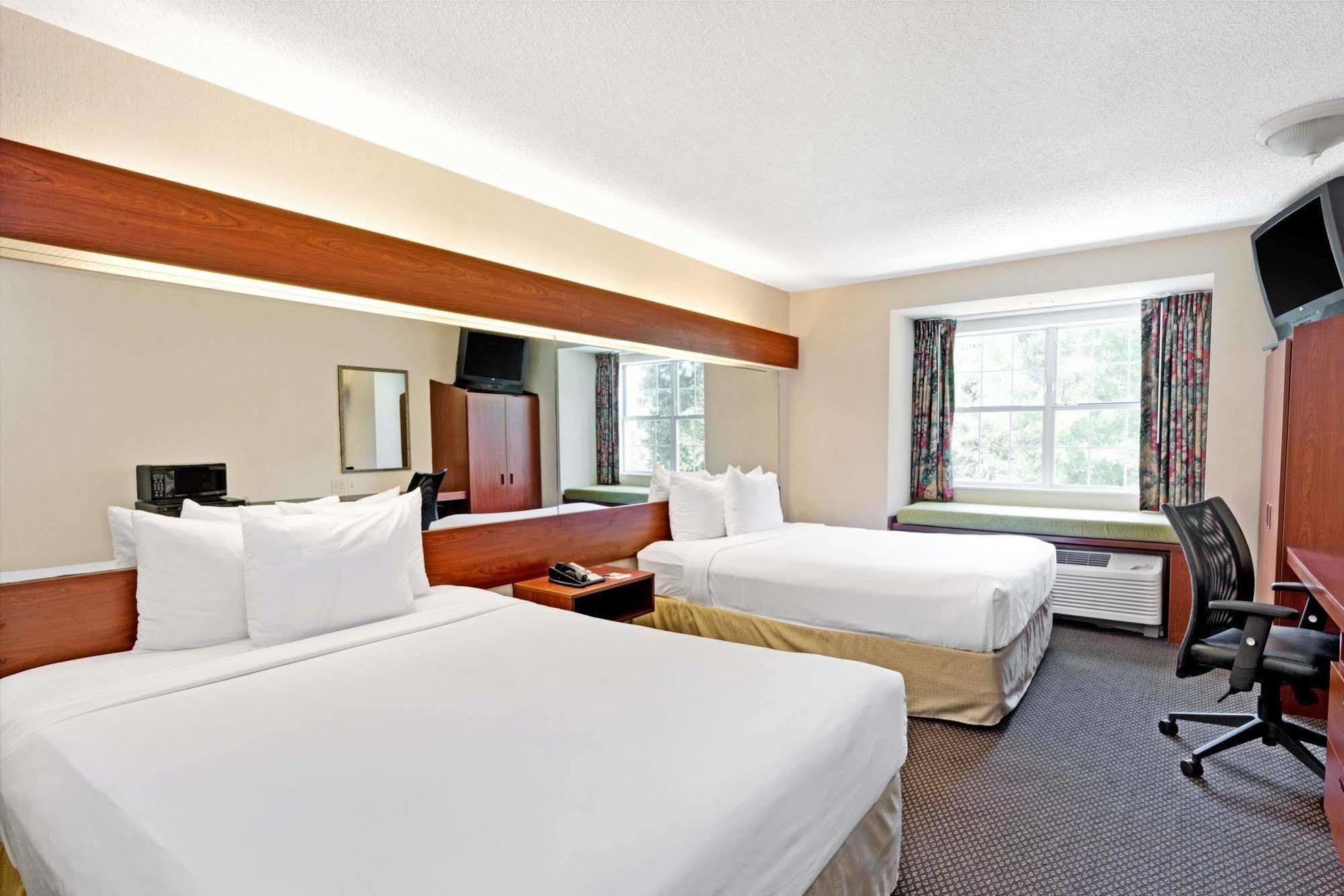 Microtel Inn & Suites By Wyndham Perimeter Center Sandy Springs Extérieur photo