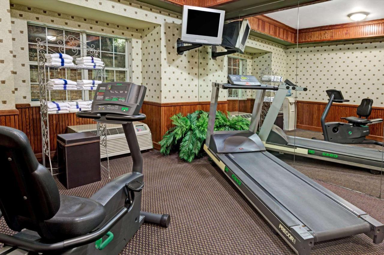 Microtel Inn & Suites By Wyndham Perimeter Center Sandy Springs Extérieur photo