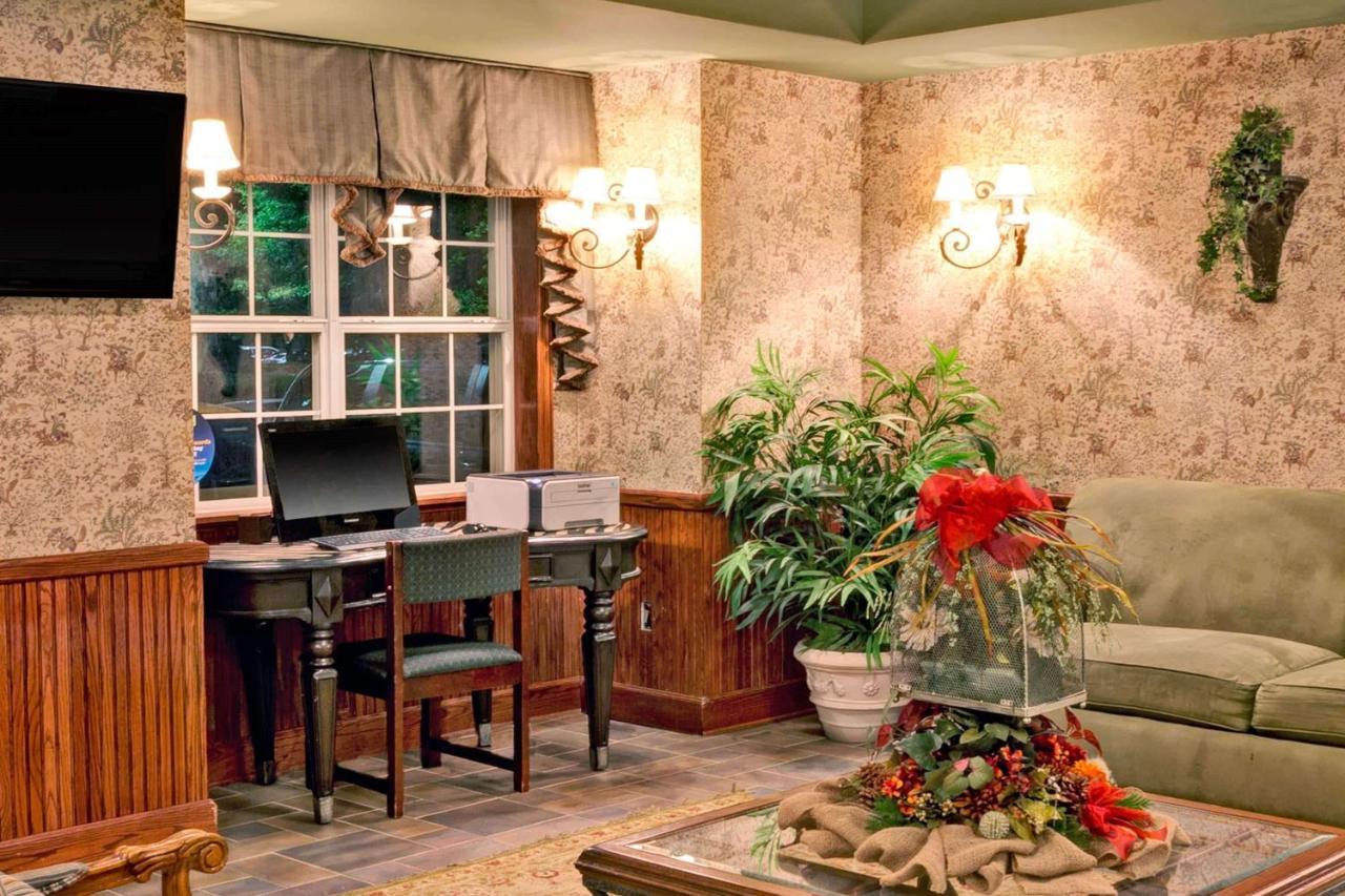 Microtel Inn & Suites By Wyndham Perimeter Center Sandy Springs Extérieur photo